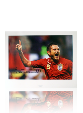 Frank Lampard signed and framed England Print 1 Frank Lampard signed and framed England Print