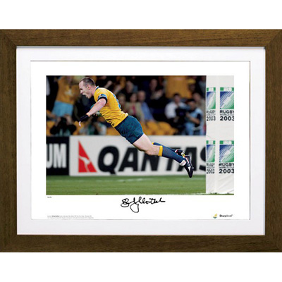 Stirling Mortlock signed and framed piece Stirling Mortlock signed and framed piece.