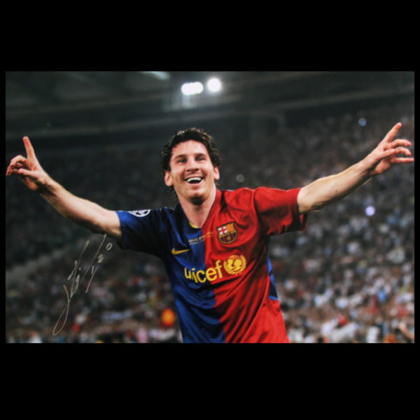 Lionel Messi signed and framed Barcelona piece