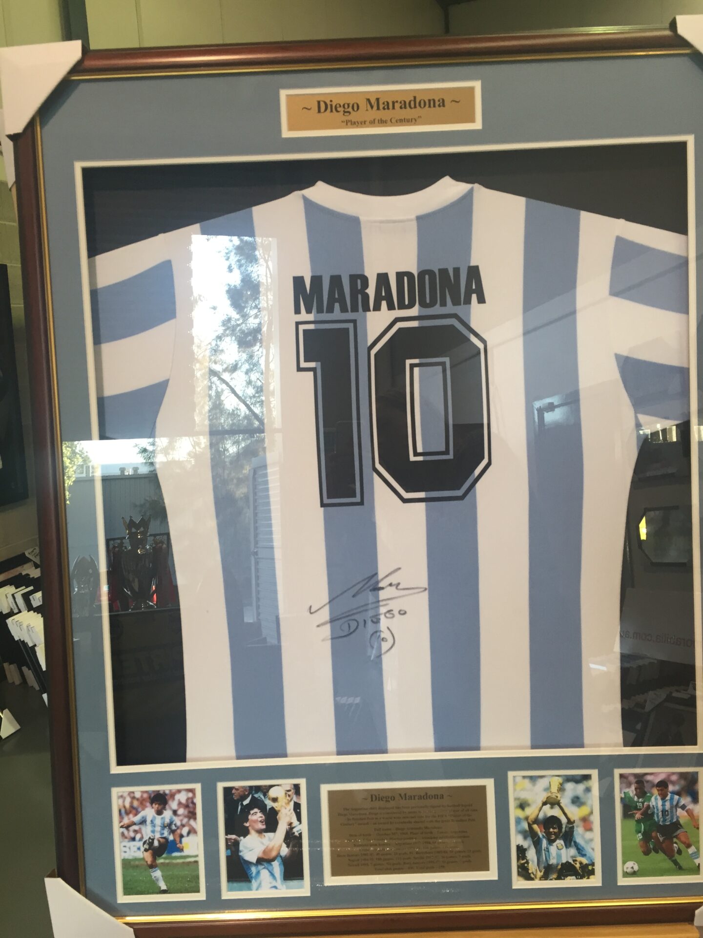 Milliard Takt skæg OUT OF STOCK NOW Maradona Signed and Framed Argentina Shirt with a Free  Single Photo Valued at $139 - Pro Sports Memorabilia